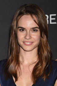 Photo of Ema Horvath image size 600x900