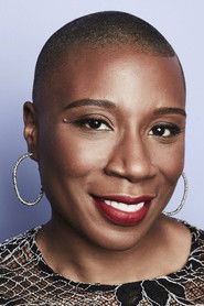 Photo of Aisha Hinds image size 640x960