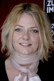 Photo of Molly Malene Stensgaard image size 600x900