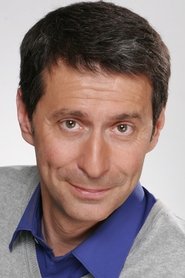 Photo of Luq Hamet image size 1600x2400