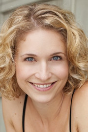 Photo of Andrea Runge image size 401x600