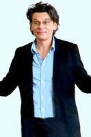 Photo of Marco van Es image size 300x450