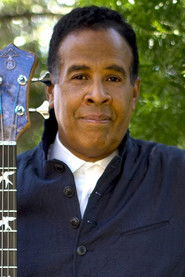 Photo of Stanley Clarke image size 600x900