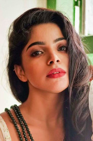 Photo of Divyabharathi image size 450x675