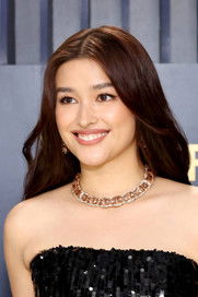 Photo of Liza Soberano image size 408x612