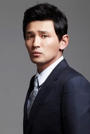 Photo of Hwang Jung-min image size 879x1318