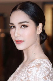 Photo of Stephany Auernig image size 750x1125