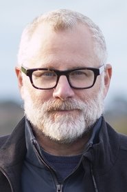 Photo of Tom Perrotta image size 600x900