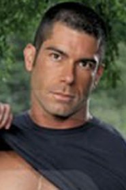 Photo of Ethan Kage image size 300x450
