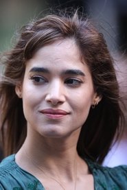 Photo of Sofia Boutella image size 1880x2816