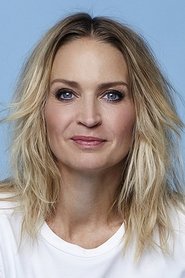 Photo of Annette Heick image size 600x900