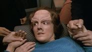 Star Trek : Voyager season 1 episode 9