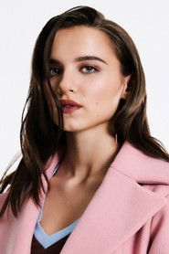 Photo of Madeleine McGraw image size 2000x3000