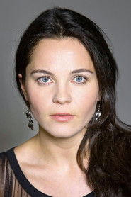 Photo of Tülin Özen image size 1000x1500