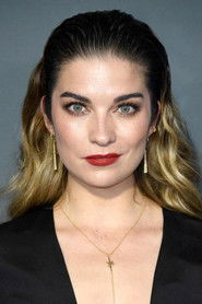 Photo of Annie Murphy image size 1600x2400