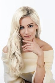 Photo of Polina Maksimova image size 570x854