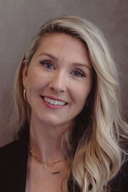 Photo of Kelly Fremon Craig image size 643x965