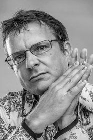Photo of Phil Hunt image size 667x1000