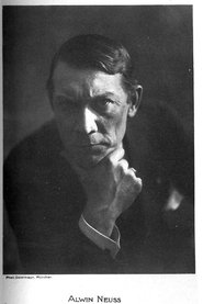 Photo of Alwin Neuß image size 775x1162