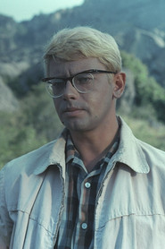 Photo of Aleksandr Demyanenko image size 557x836