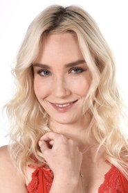 Photo of Claire Roos image size 1512x2268