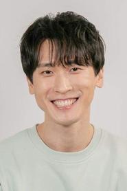 Photo of Yoo Je-yoon image size 400x600