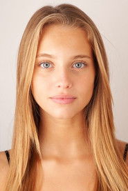 Photo of Margarida Corceiro image size 667x1000