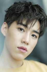 Photo of Krit Amnuaydechkorn image size 679x1019