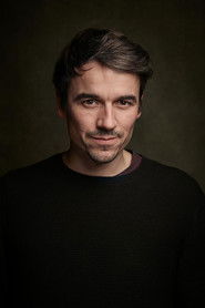 Photo of Alexander Khuon image size 1000x1500