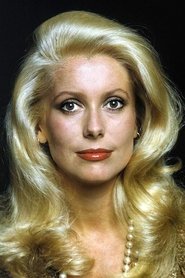Photo of Catherine Deneuve image size 800x1200