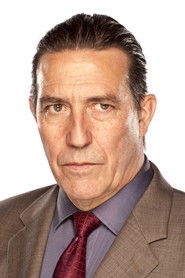 Photo of Ciarán Hinds image size 1100x1650