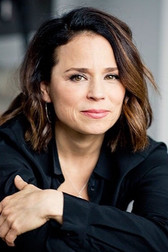 Photo of Suzanne Clément image size 379x569