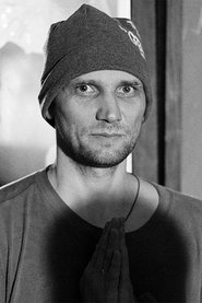 Roman Mikhailov Photo of Roman Mikhailov image size 331x496