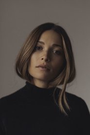 Photo of Lena Meckel image size 1200x1800