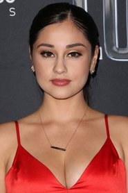 Photo of Yvette Monreal image size 1000x1500