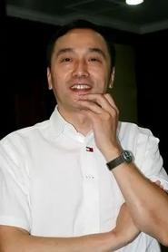 Photo of Hua Qing image size 300x450