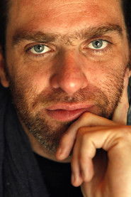 Photo of Everardo Gout image size 600x900