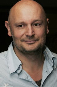 Photo of Erlend Loe image size 1183x1775