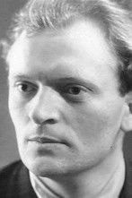 Photo of Yuri Averin image size 333x500