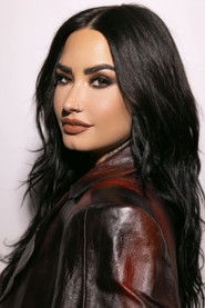 Photo of Demi Lovato image size 1163x1744