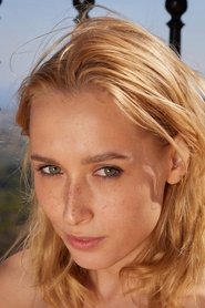 Photo of Kelly Collins image size 2000x3000