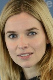 Photo of Thekla Reuten image size 579x868