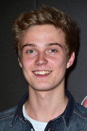 Photo of Mathieu Saikaly image size 384x576