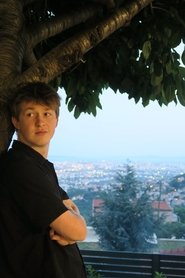 Photo of Alex Newman image size 1536x2304