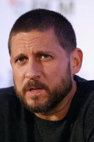 Photo of David Ayer image size 800x1200