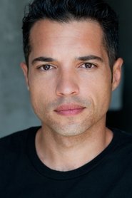 Photo of Alex Loynaz image size 2000x3000