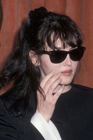 Photo of Isabelle Adjani image size 518x777