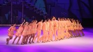 Backdrop of Holiday On Ice - Platinum image size 2000x1125
