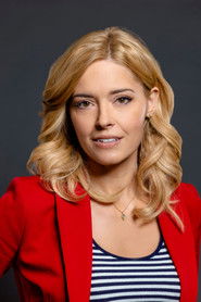 Photo of Sarah Lind image size 1648x2472