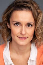 Photo of Jen Viens image size 1100x1650